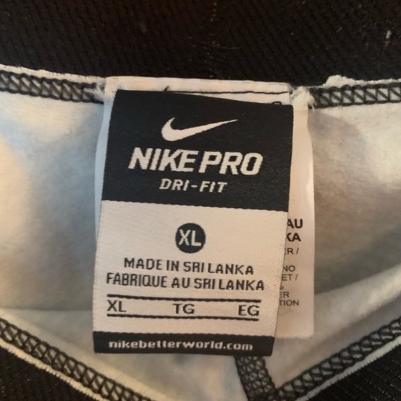 Nike legging and capris - Picture 5 of 8